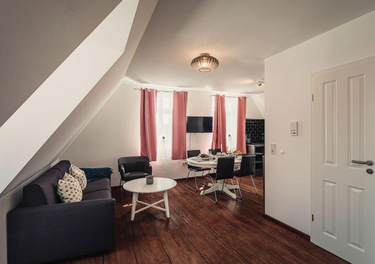 Ferienwohnungen Und Boardinghouse Heimbach In Lahr Lahr  Esterno foto